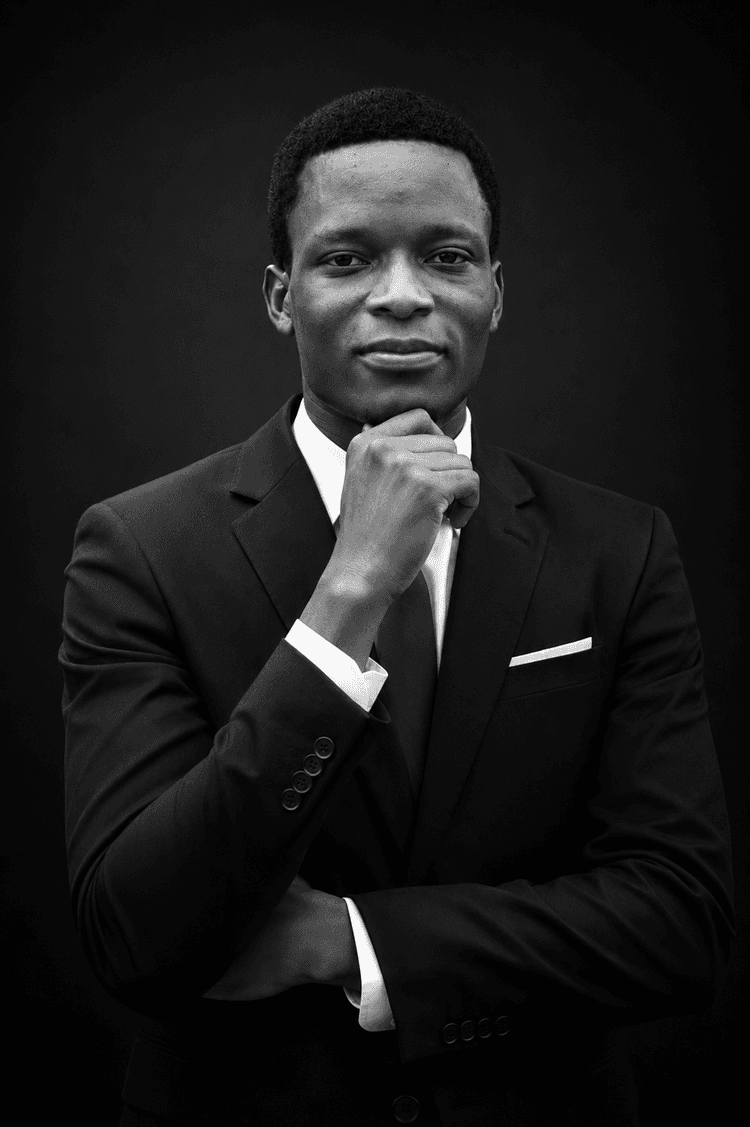 Portrait de Néhémie Gandonou, développeur web et mobile